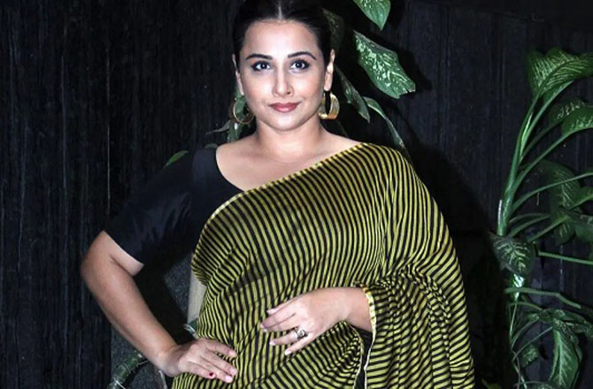 ودیا بالن (Vidya Balan): ودیا بالن متعدد اعزازات یافتہ ہیں۔ ۲۰۱۴ء میں حکومت ہند نے انہیں پدم شری سے نوازا تھا۔ انہوں نے ممبئی کے سینٹ زیویر کالج سے سماجیات میں گریجویشن کیا ہے جبکہ یونیورسٹی آف ممبئی سے ماسٹرز کیا ہے۔ انہوں نے ۲۰۰۳ء میں &rsquo;&rsquo;بھلا تھیکو&lsquo;&lsquo; سے اپنے اداکاری کے کریئر کی شروعات کی تھی۔